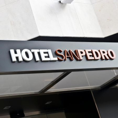 Hotel San Pedro Langreo Esterno foto